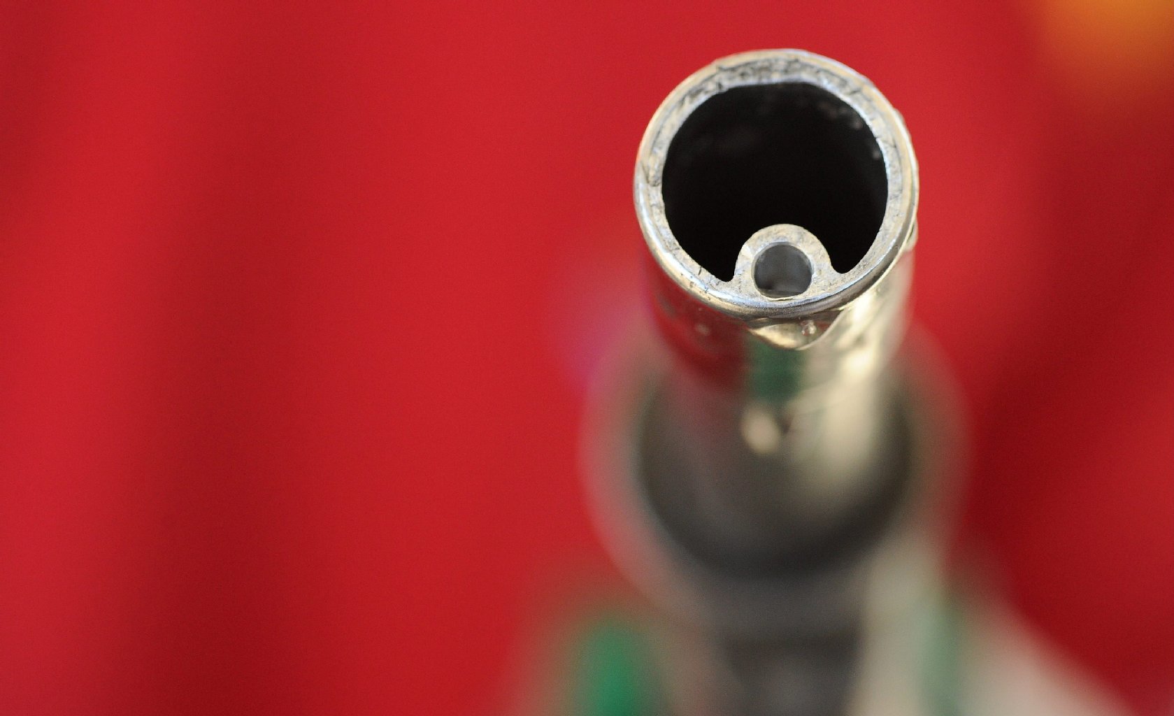 Image - Gegen hohe Spritpreise Benzin-Orakel beim Berliner Rundfunk