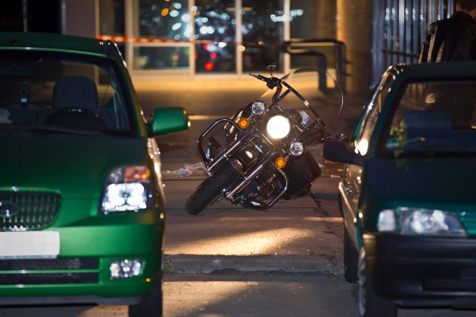 In der Nacht zum letzten Sonntag wurde Sommer an seinem Motorrad niedergeschossen.