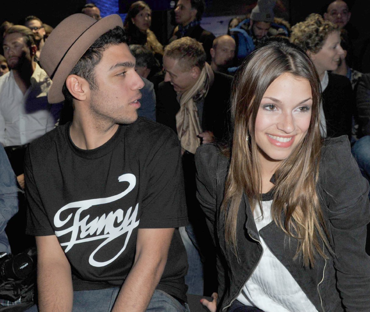 Image - Erst blond, dann braun, so schön ist Mode-Schauen