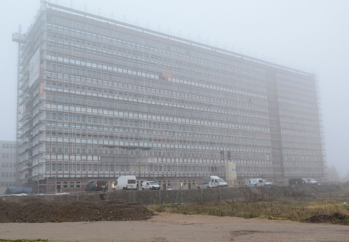 Noch wird gebaut. Hier entsteht für 15 Millionen Euro eine Wohnanlage samt Kita.