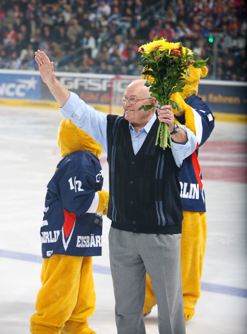 Image - Ex-Nationalspieler: Hanne Frenzel: Dynamos Eishockey-Legende wird 85!
