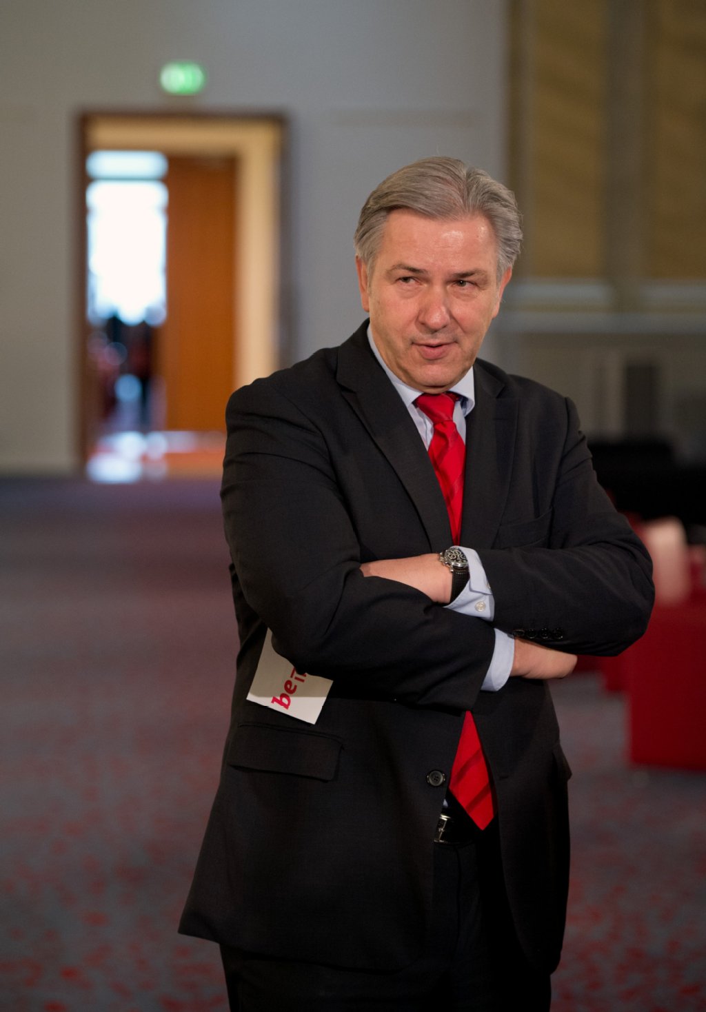 Michael Büge Herr Wowereit, feuern Sie diesen Burschen!