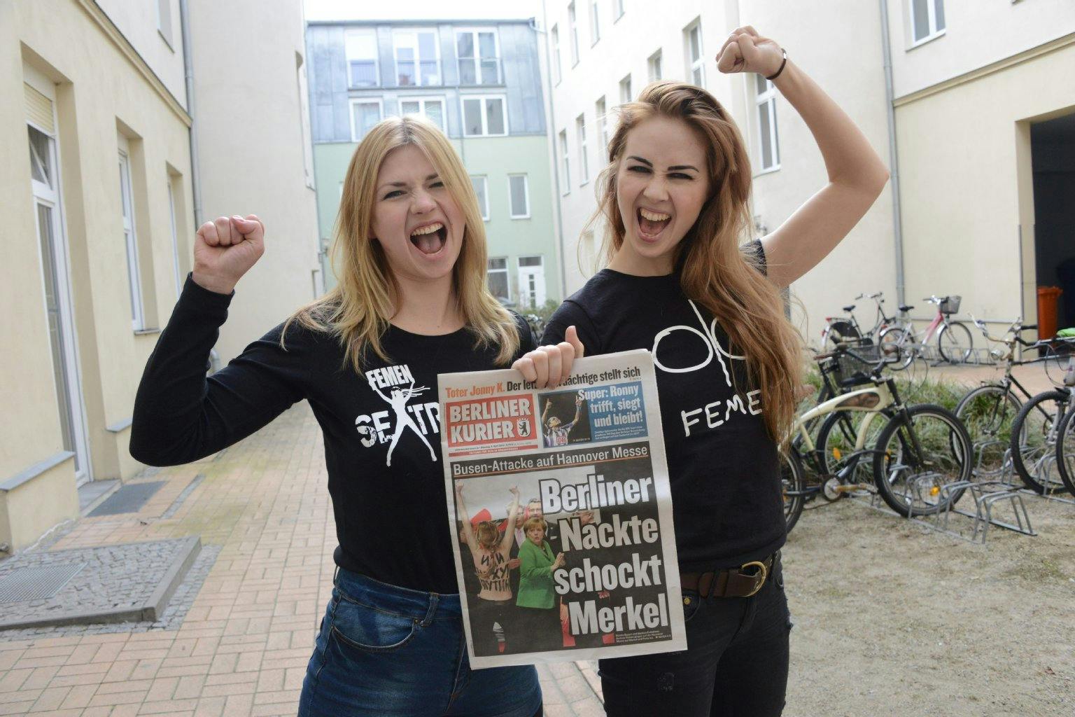 Klara (links) und Alexandra sind total begeistert von ihrer gelungenen Aktion gegen den russischen Staatschef Putin. Ihre Bilder gingen um die Welt.