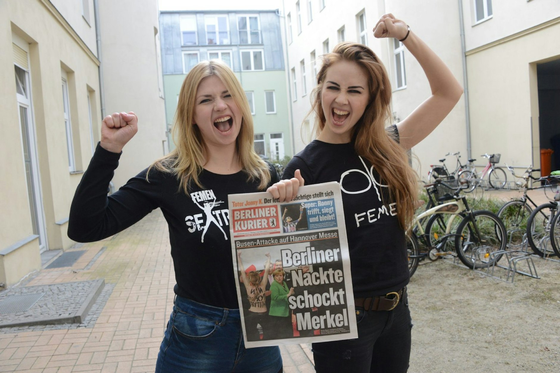 Klara (links) und Alexandra sind total begeistert von ihrer gelungenen Aktion gegen den russischen Staatschef Putin. Ihre Bilder gingen um die Welt.