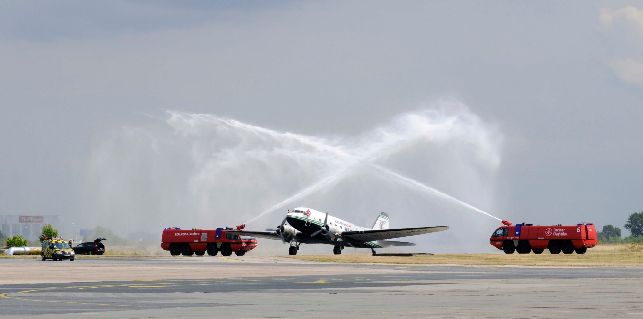 Image - Berlin-Legende: Rosinenbomber, ick mach dir wieder schick!