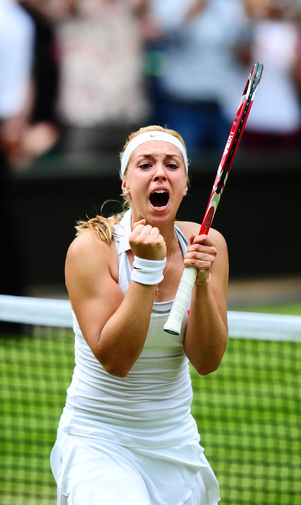 Image - Sabine Lisicki heute im Halbfinale: Bine: Bum, bum und alles ist Steffi