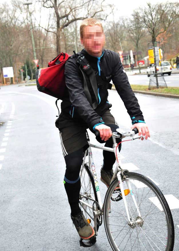 Image - Attacke kostet 2511 Euro Strafe: Rad-Rambo rammt Polizistin um