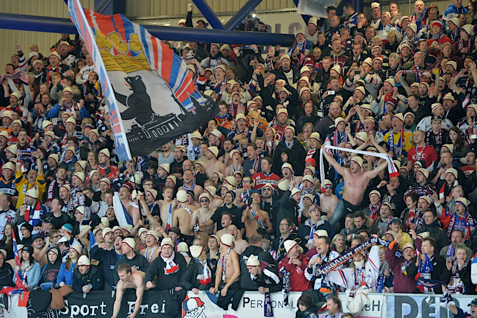 Kreativ. Laut. Friedlich. So kennt man die EHC-Fans in der DEL.