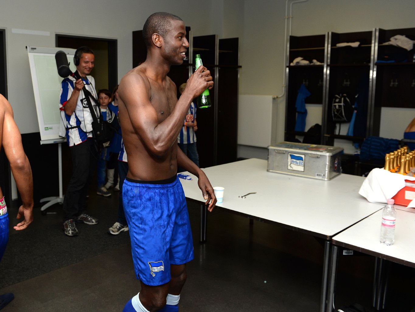 Bei Adrian Ramos ist in dieser Saison die Flasche voll...