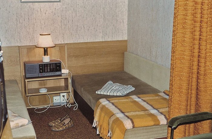 NVR-Vorsitzender Erich Honecker hatte zwei Räume im Bunker, einen zum Arbeiten und einen Aufenthalts- und Schlafbereich.
