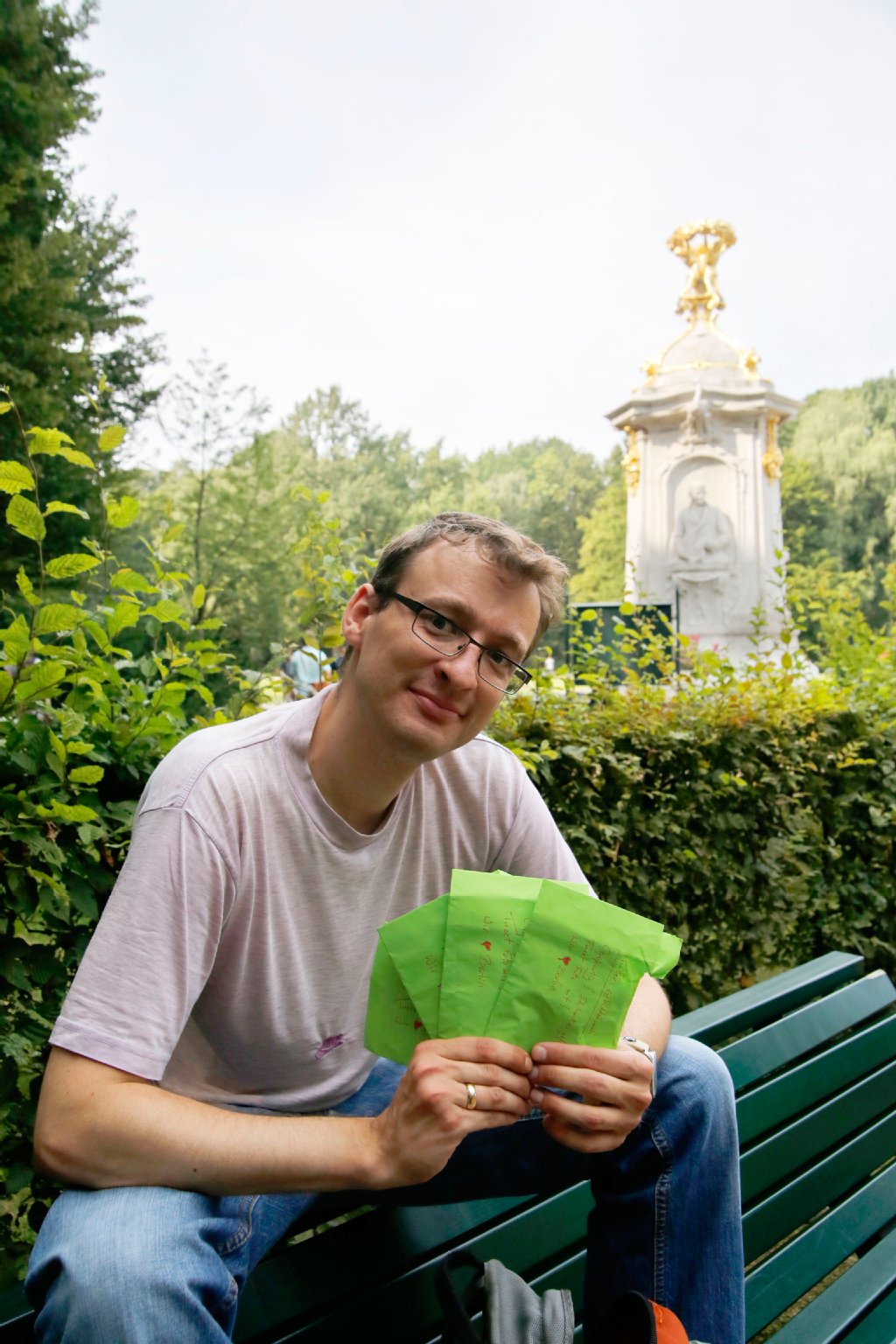 Andreas (38) konnte gleich vier Umschläge erbeuten.