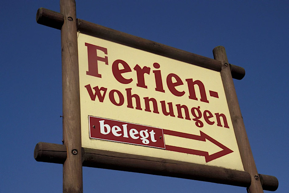 Der Markt für Ferienwohnungen in Berlin brummt. Vermieter haben ihre Fewos aber nicht so angemeldet, wie sich der Senat das erhofft hatte.