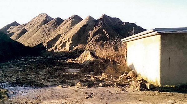 Image - Das Erbe von Blaszkiewitz: Muss der Zoo für diese Gift-Haufen 570.000 Euro zahlen?