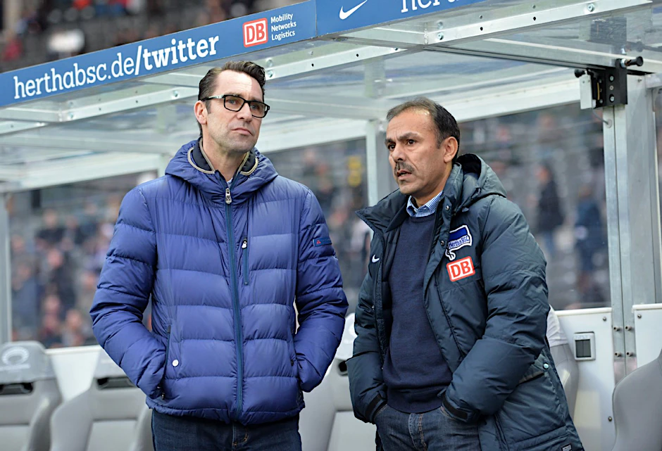 Manager Preetz und Trainer Luhukay sind auf neues Geld angewiesen.