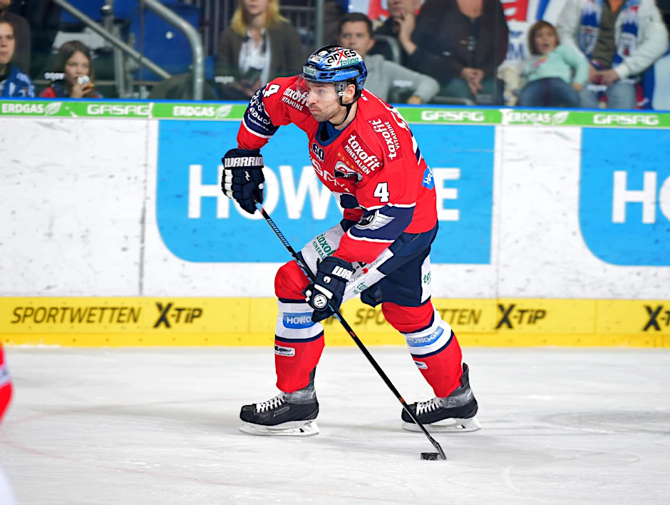 Verteidiger Henry Haase ist einer der jungen Wilden bei den Eisbären.