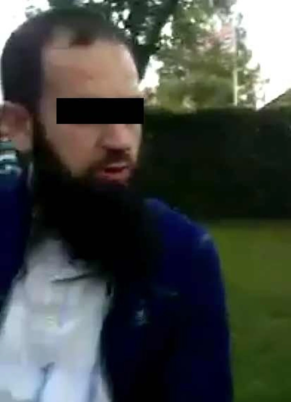 Terror-„Emir“ Ismet D. predigte in einer Hinterhof-Moschee. Er wurde bei einer Razzia verhaftet.