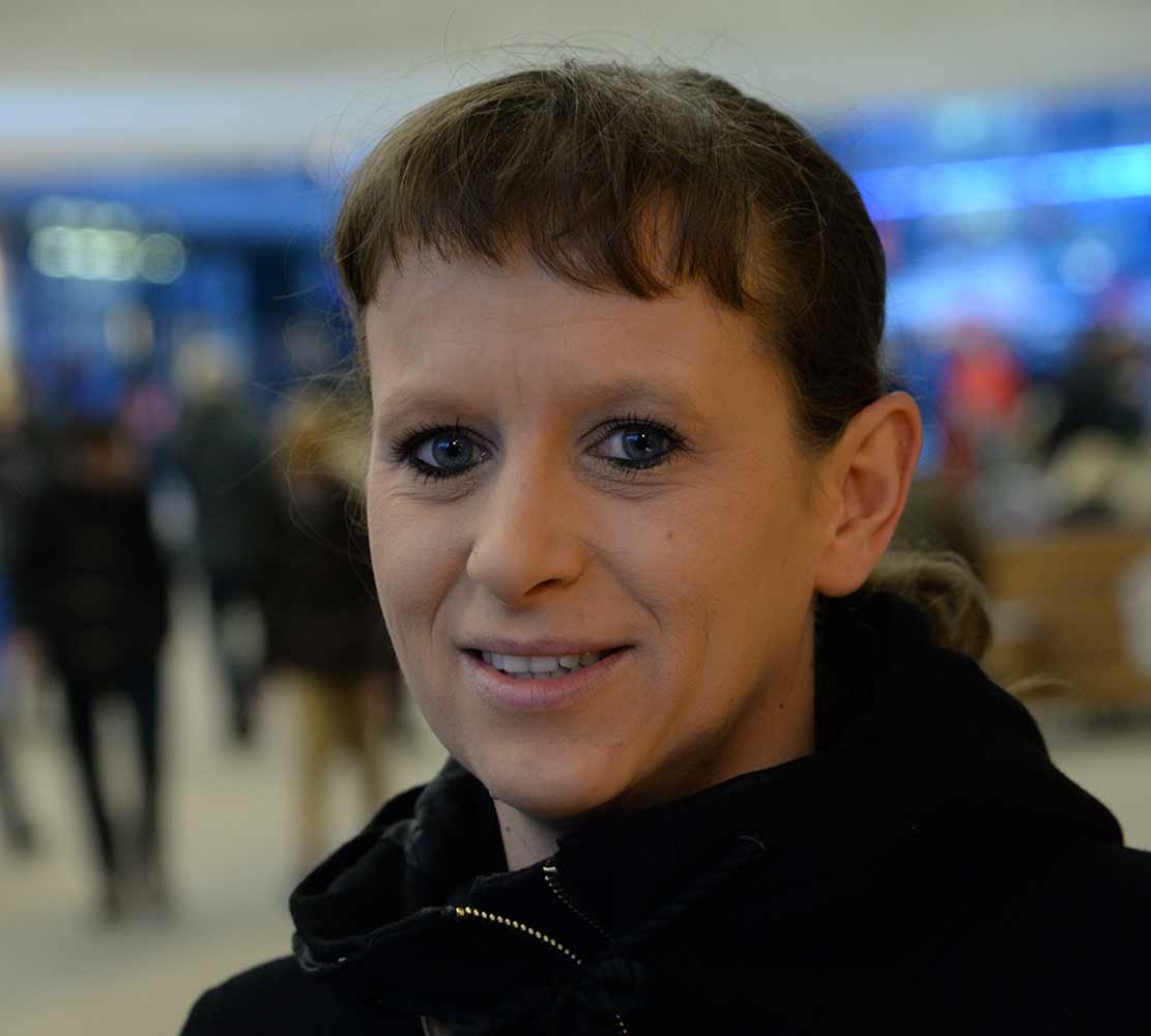 Die Lichtenbergerin Patricia Müller (35) kann den Ärger mit Balkon-Rauchern nicht verstehen. „Ich lebe mit meinen Nachbarn gut zusammen“, sagt sie. „Jeder kann solche Streitigkeiten auch ohne Gericht friedlich lösen.“