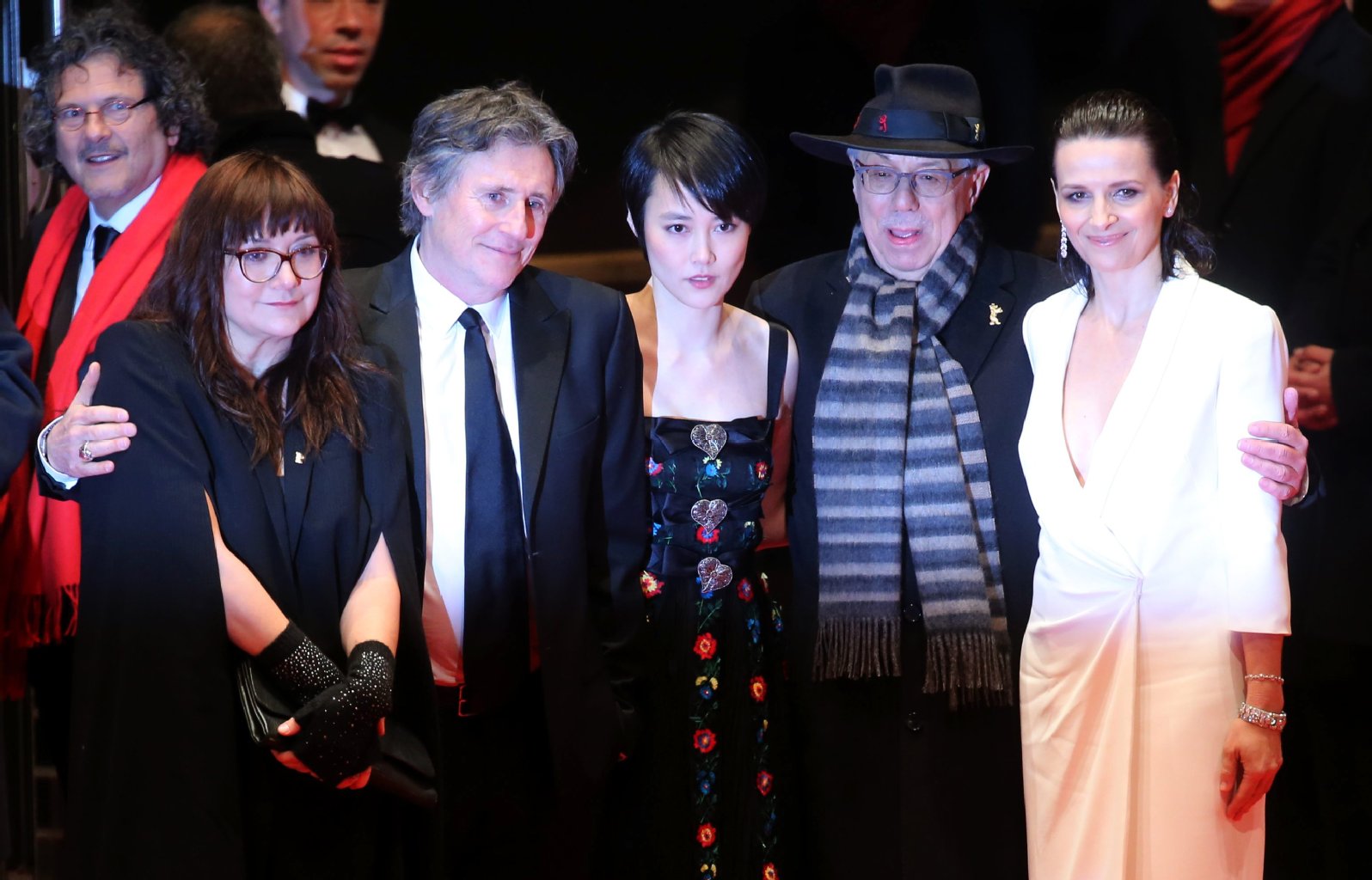 Bären, Busen, Binoche: Die Jagd beginnt