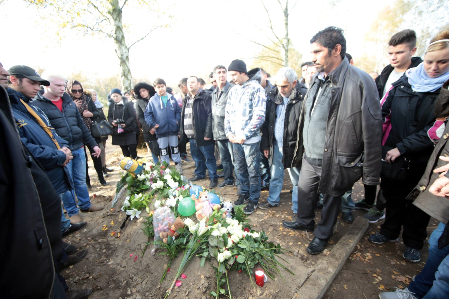 Frank Henkel bestätigt Familie des getöteten Mohamed kann in