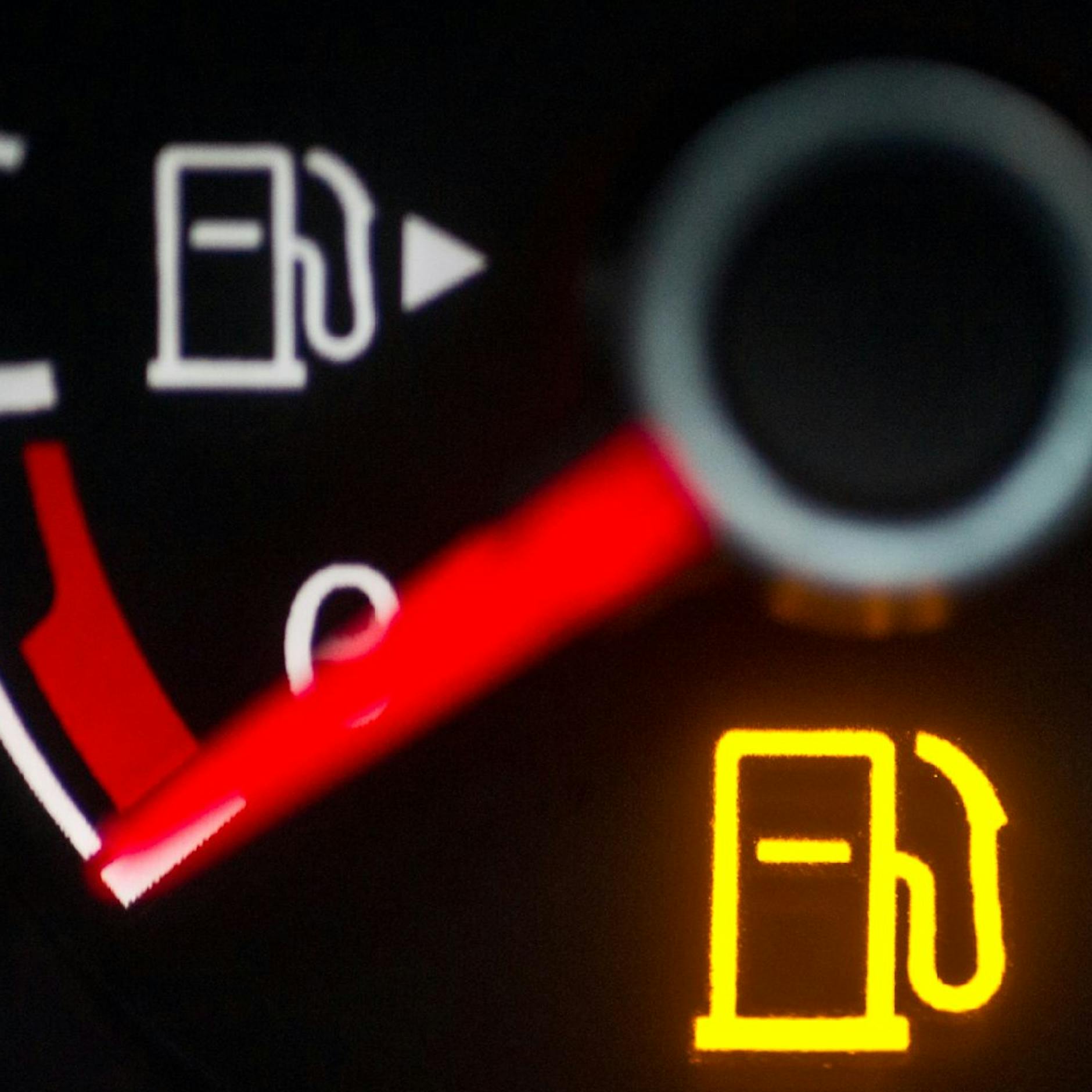 Endlich Entziffert: Die geheime Spritpreis-Uhr der Ölkonzerne