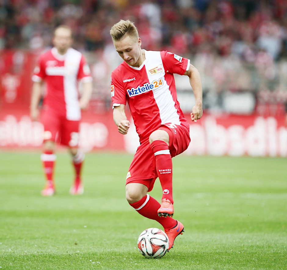 Unions Björn Jopek wechselt das Trikot. Statt Rot-Weiß trägt er jetzt das Arminen-Hemd. Montag steigt er in Bielefeld ins Training ein.