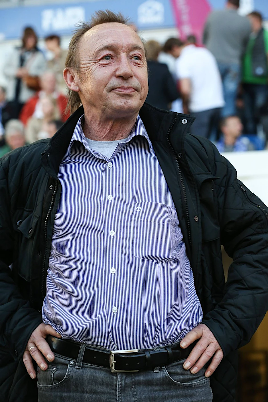 Joachim Streich spannt sich vor Stolz ...
