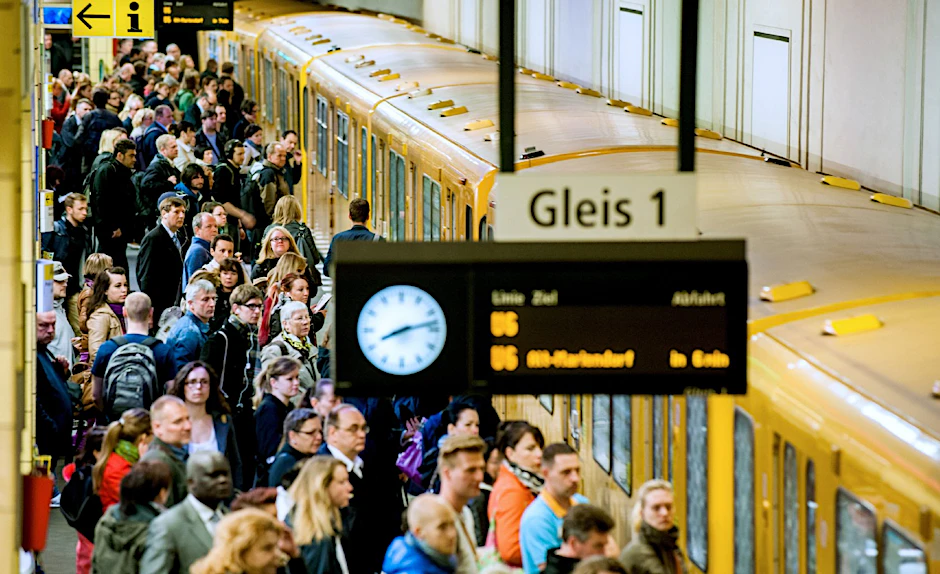 Einsteigen ohne Ticket: Geht es nach den Piraten bald legal!
