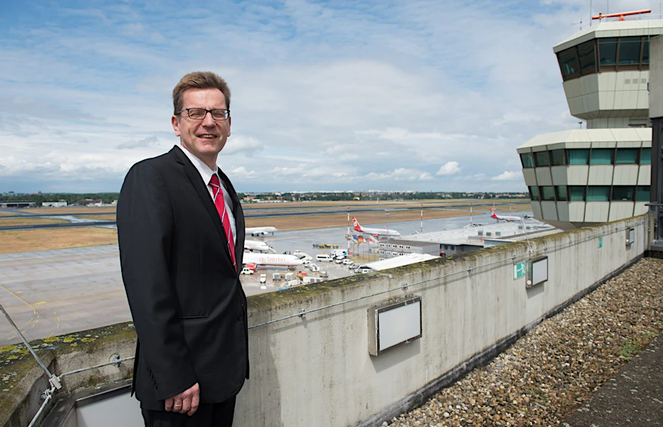Flughafen-Chef Karsten Mühlenfeld steht unter Druck.