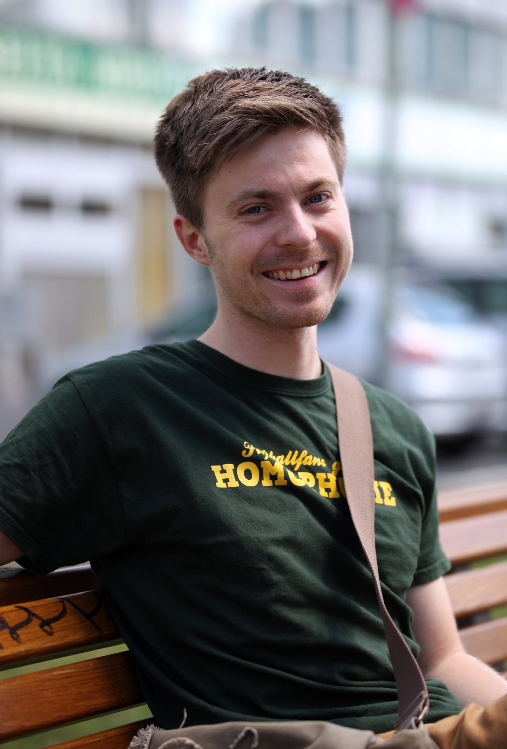 „Coffee-Shops könnten psychisch Abhängigen würdevollen Konsum ermöglichen“, sagt Søren Gahrmann (26) aus Friedrichshain. Sie sollten aber auch Beratungsstellen sein.