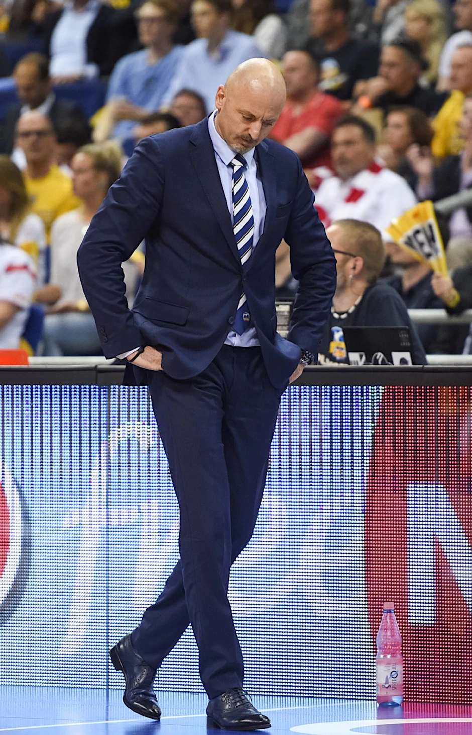 Traurig verließ Alba-Trainer Sasa Obradovic nach der Pleite gegen Bayern die O2 World. Für immer?