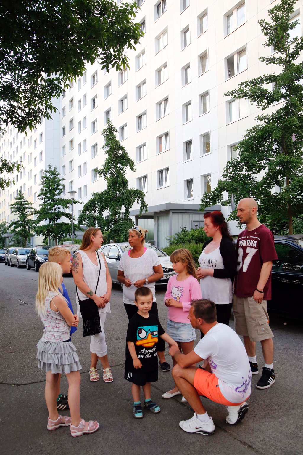 Im Kiez sorgt der Fall für Aufregung, die betroffenen Familien fürchten sich vor neuen Übergriffen.
