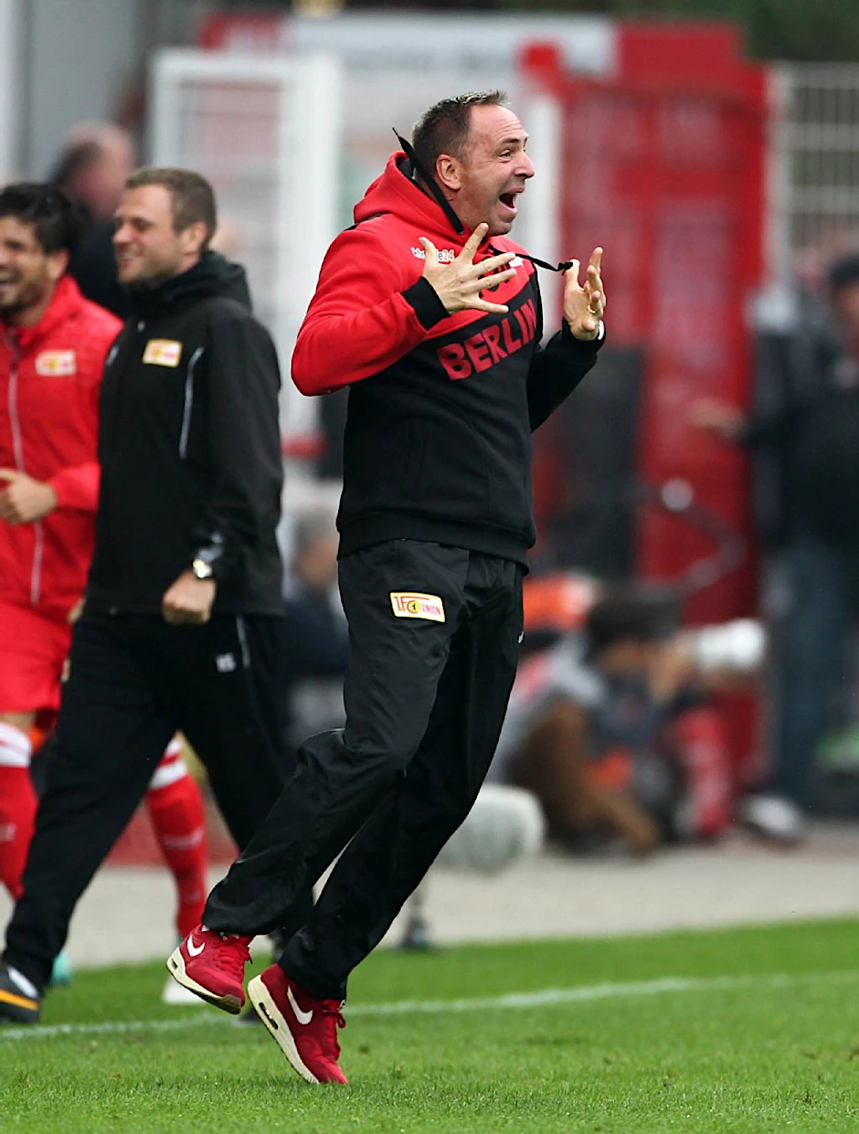 Wer bringt Union-Trainer Norbert Düwel zum ersten Siegjubel?