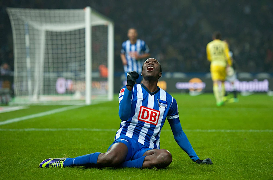 So kennen alle Hertha-Fans ihren Adrian Ramos: Jubel, Siegerfaust und viele Tore.