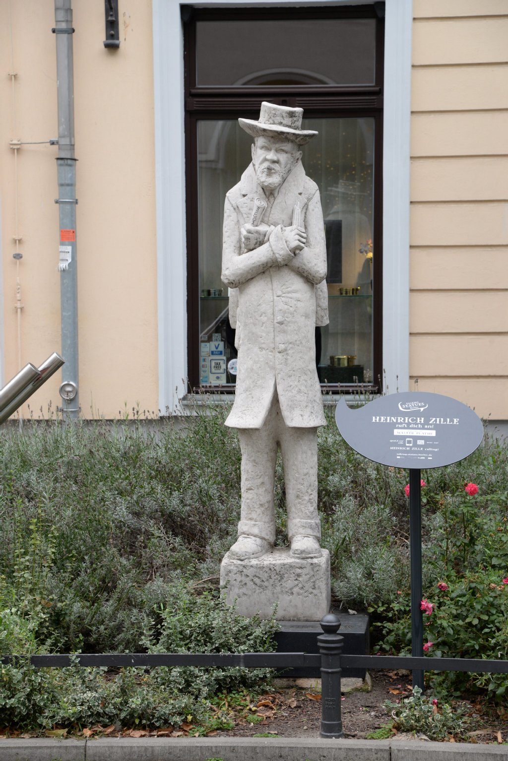 Auch das Denkmal von Heinrich Zille spricht - mit der Stimme von Walter Plathe.