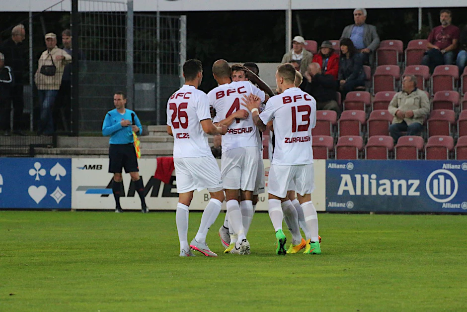 Trainer Thomas Stratos will mit dem BFC gegen Budissa Bautzen den dritten Sieg in Serie einfahren.