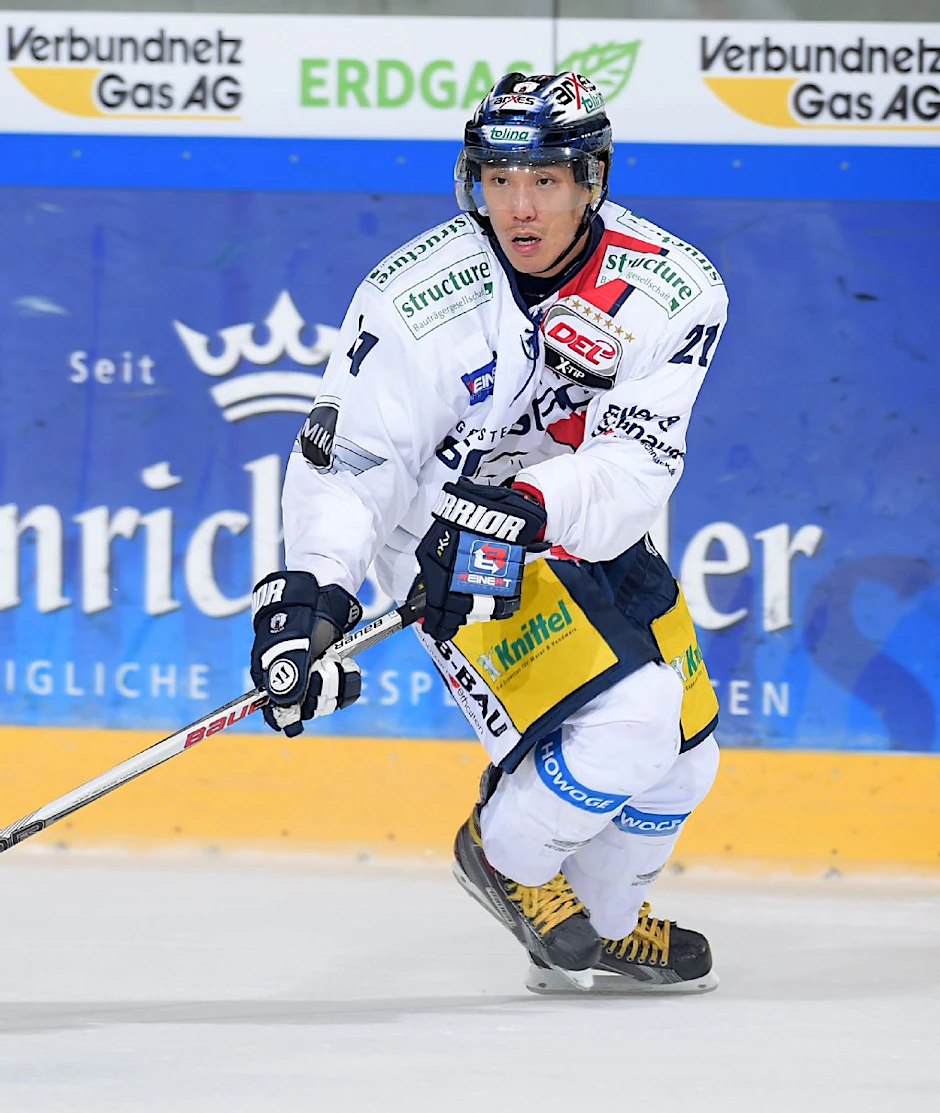 Shuhei Kuji ist der Eisbären-Blitz.
