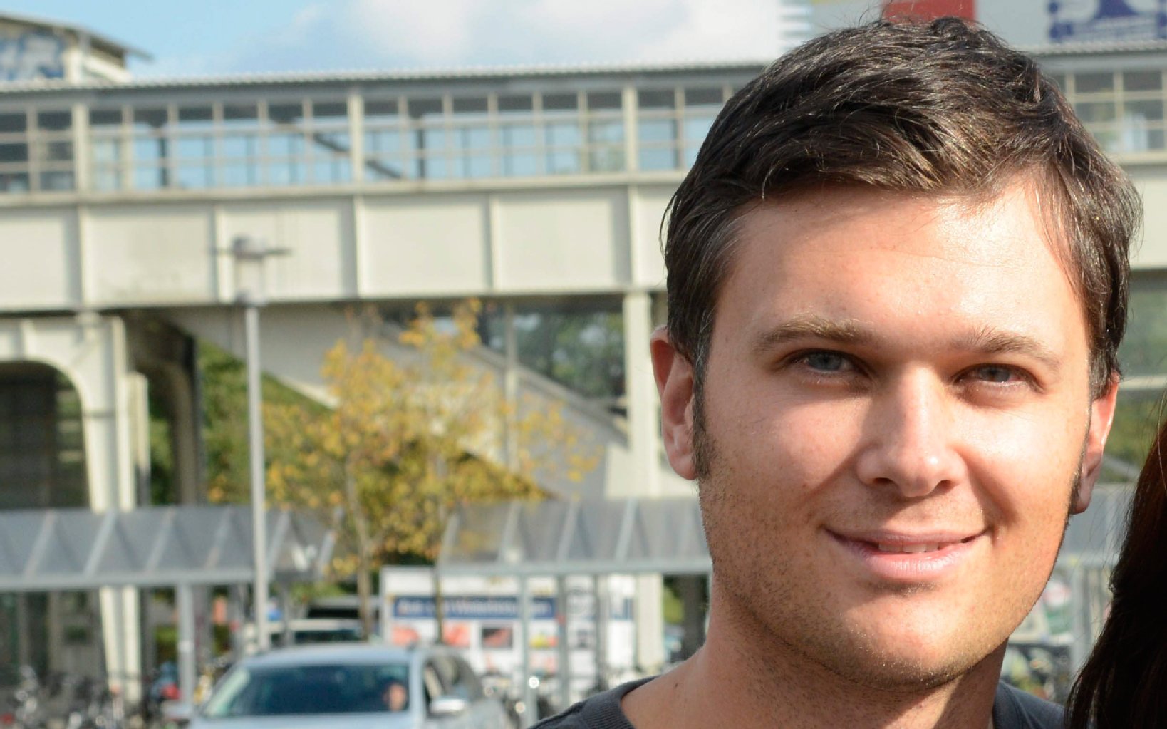 Das Preis-Sprit-Verhältnis bleibt bei Lucas O.s (29) Diesel einfach unschlagbar. „Ich fahre im Jahr 20000 Kilometer. Da lohnt sich ein Diesel immer!“ Einen Benziner würde er sich nie zulegen. „Die Erfahrung zeigt doch, dass man sowieso mehr verbraucht, als der Hersteller angibt.“