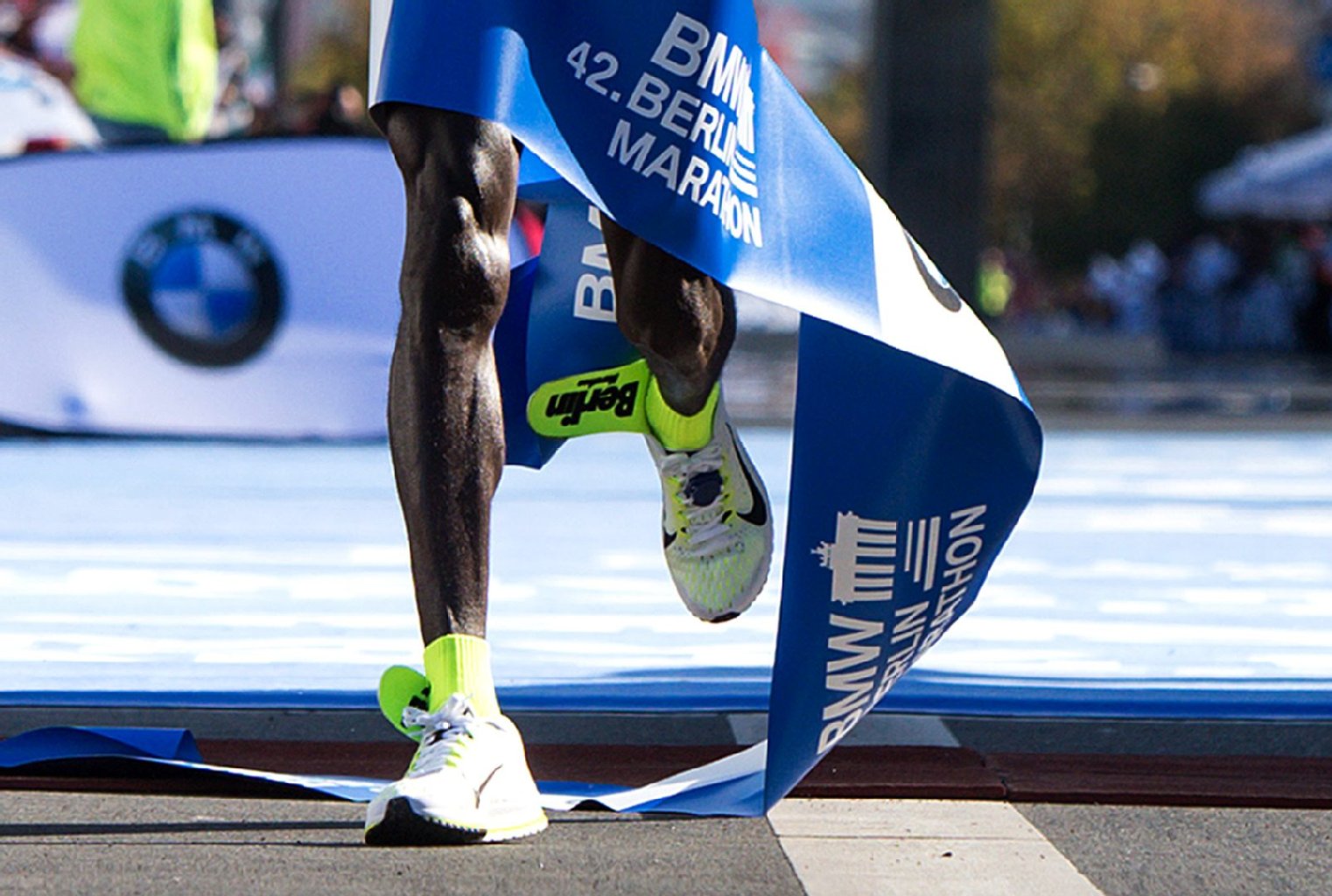 Mit diesen Schlabber-Einlegesohlen quälte sich Eliud Kipchoge durch den Marathon.