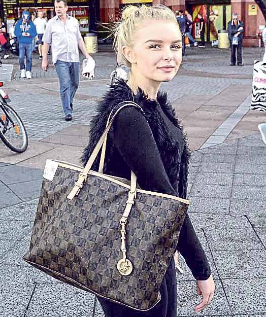 ... Ihr wurde schon einmal eine Tasche gestohlen – ein Mann griff zu, floh.