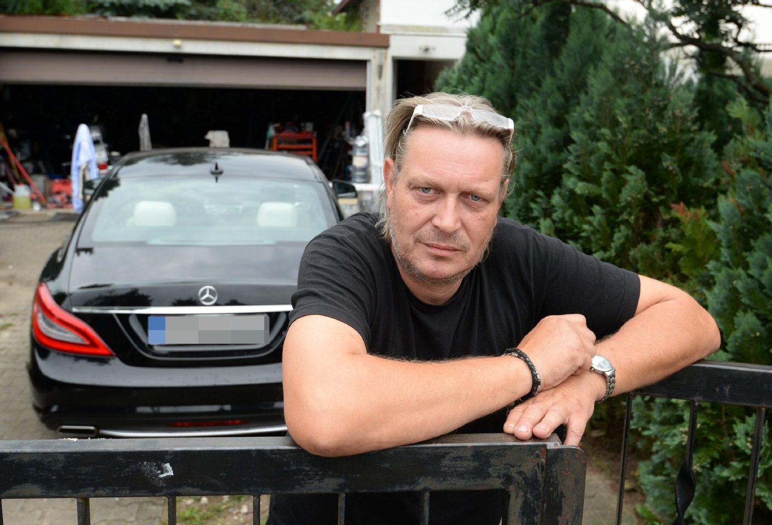 Bei Busunternehmer Dietmar Dreyer wurde die gesamte Wohnung durchwühlt, unter anderem wurde seine Geldbörse entwendet.