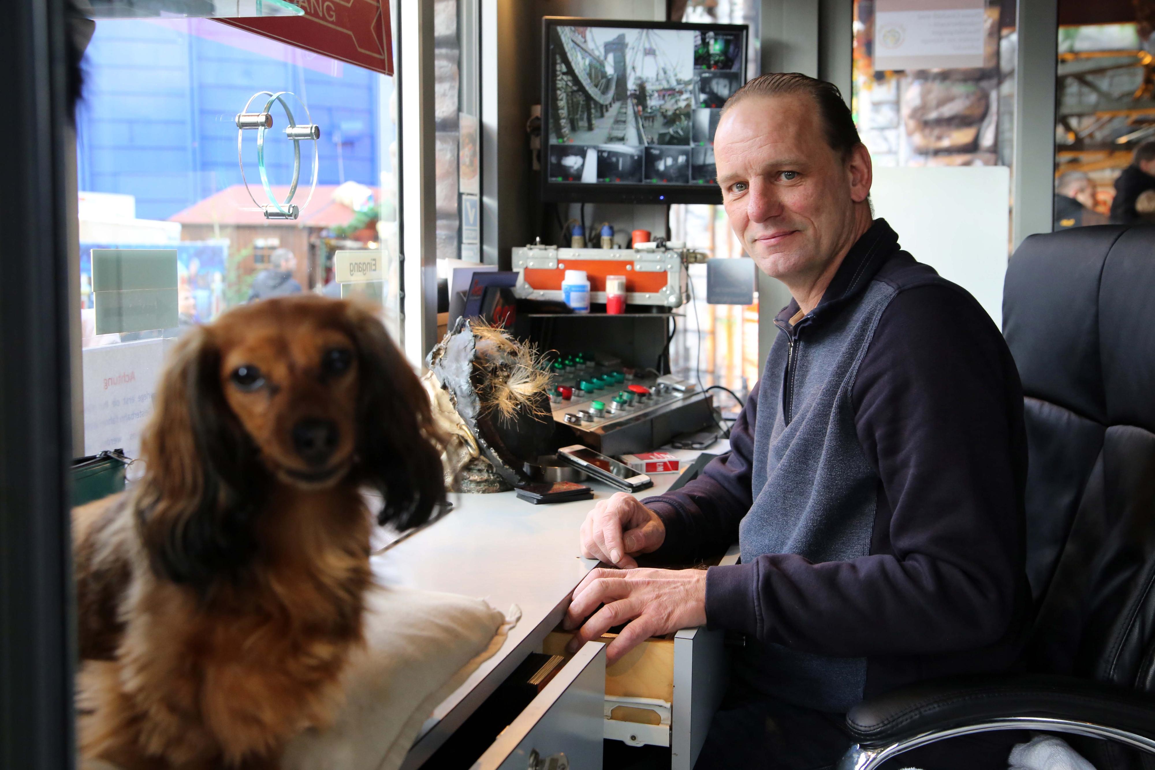 „Spuk“-Geisterbahn-Chef Richard Sipkema (42) sagt: „Dieser Markt ist der Beste, darf nicht sterben.“