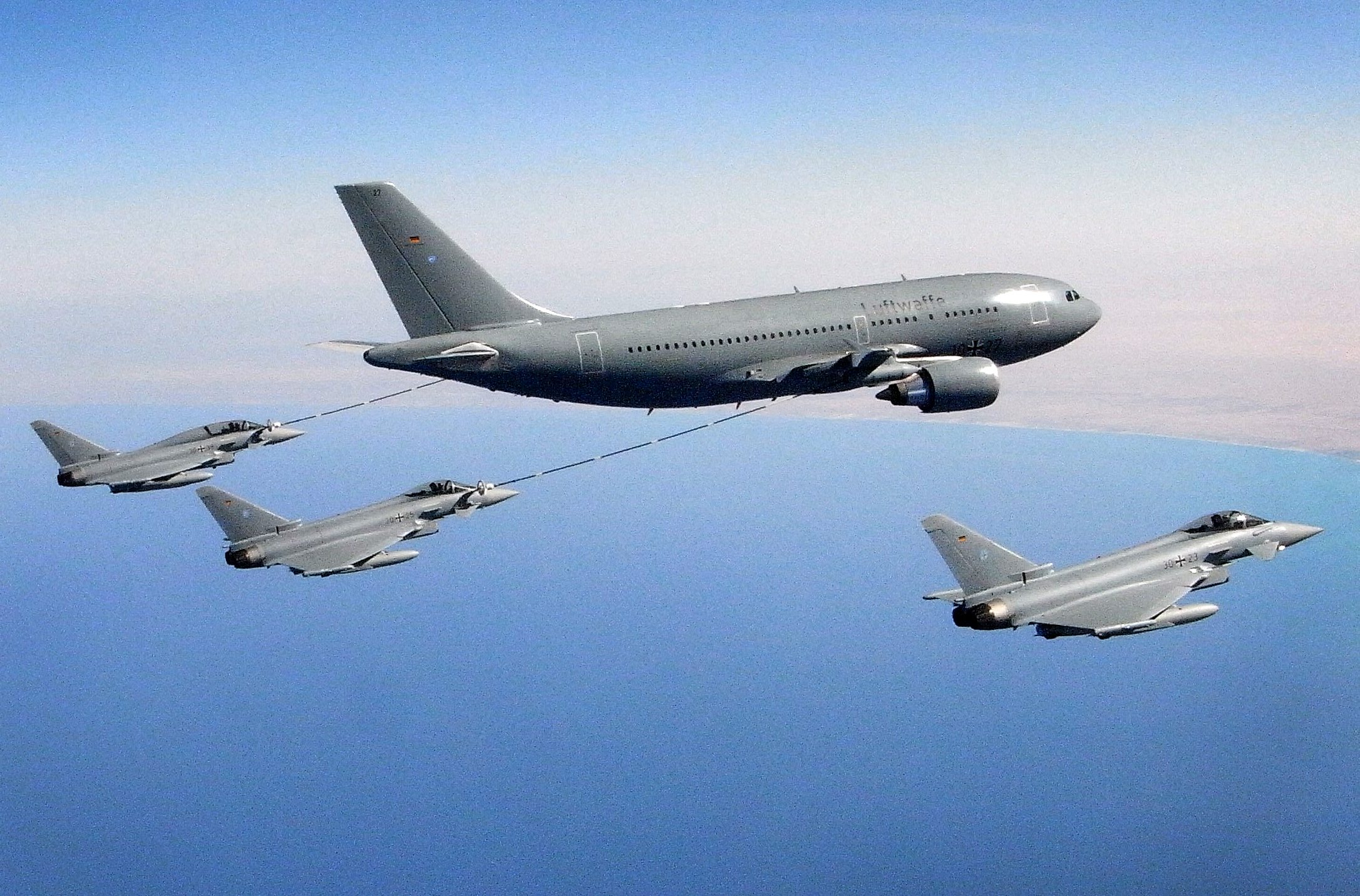Übungspraxis für die Eurofighter - dafür taugt der BER allemal.