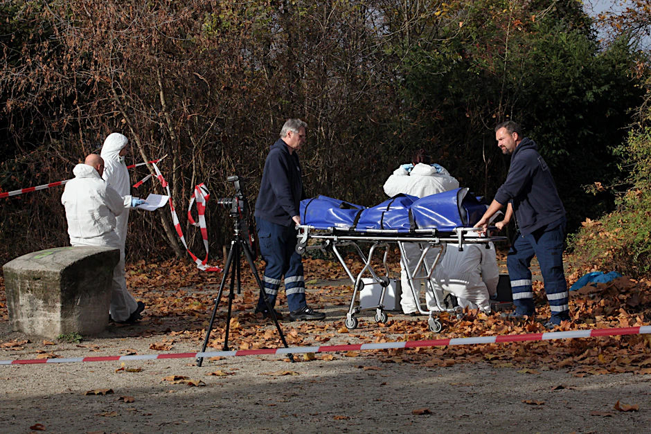 Ein Weißrusse wurde in der Hasenheide ermordet. Vom Täter fehlt jede Spur.