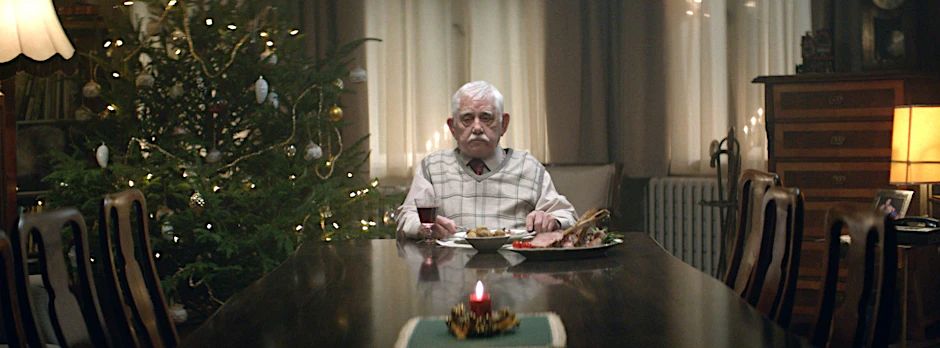 Edeka zeigt erstmals seinen Werbe-Spot nicht nur online, sondern auch im Kino und auf TV-Sendeplätzen.
