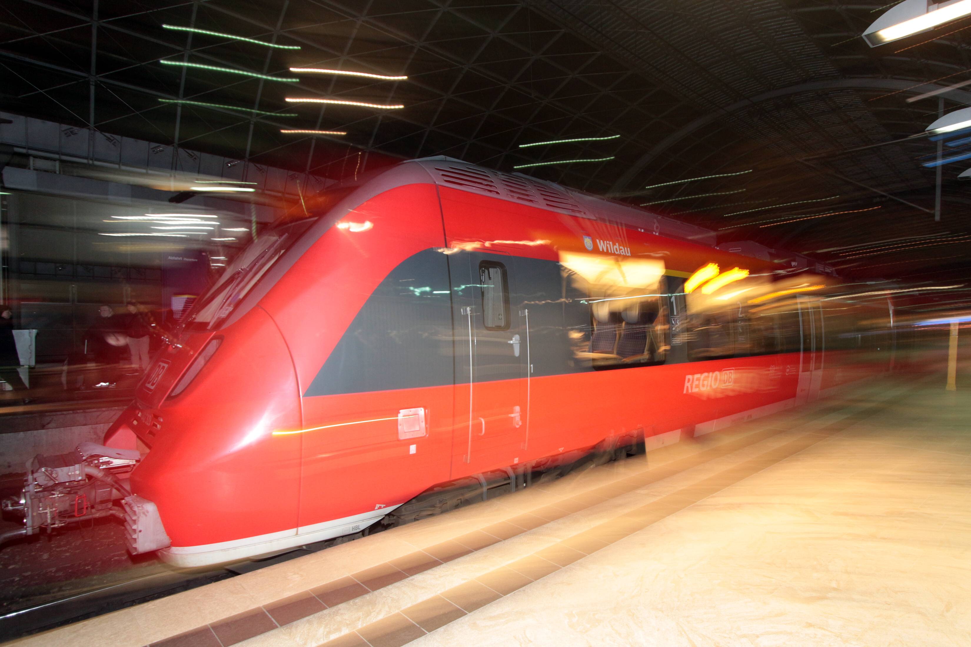 Image - Zwischen Wustermark und Potsdam: Kabeldiebe legen Berliner Eisenbahnring lahm