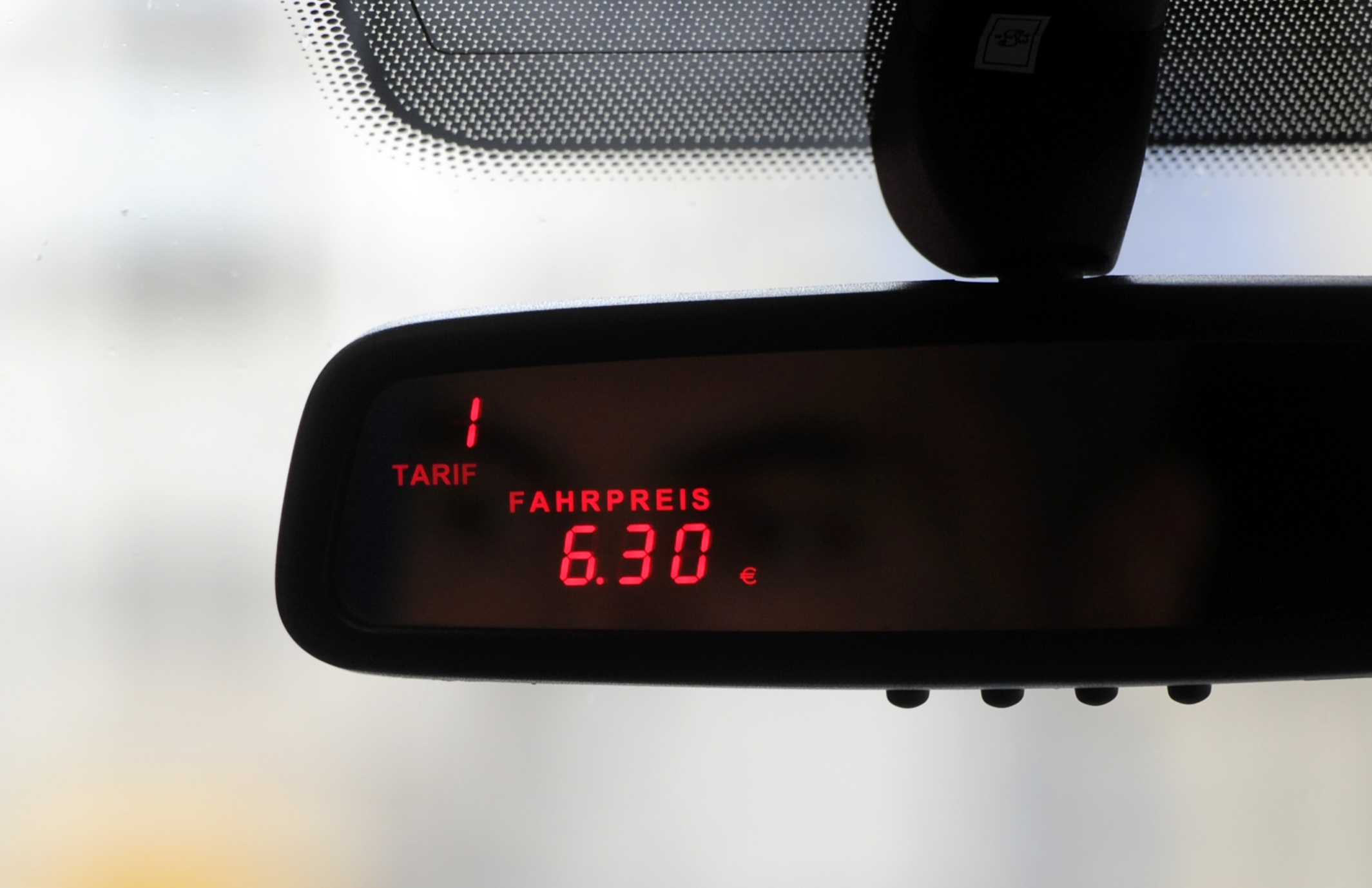 Taxibetrug: Schwarzarbeit und Steuerhinterziehung – wie der Berliner Senat künftig gegen dreiste Betrüger vorgehen will