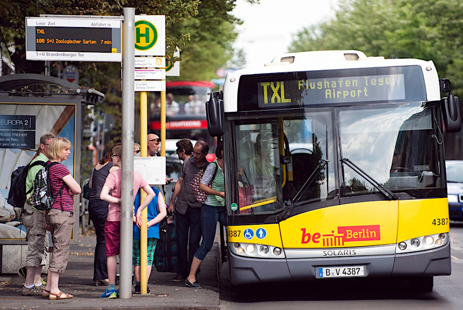 Bei Touristen ist die Verbindung vom Alex nach Tegel begehrt.