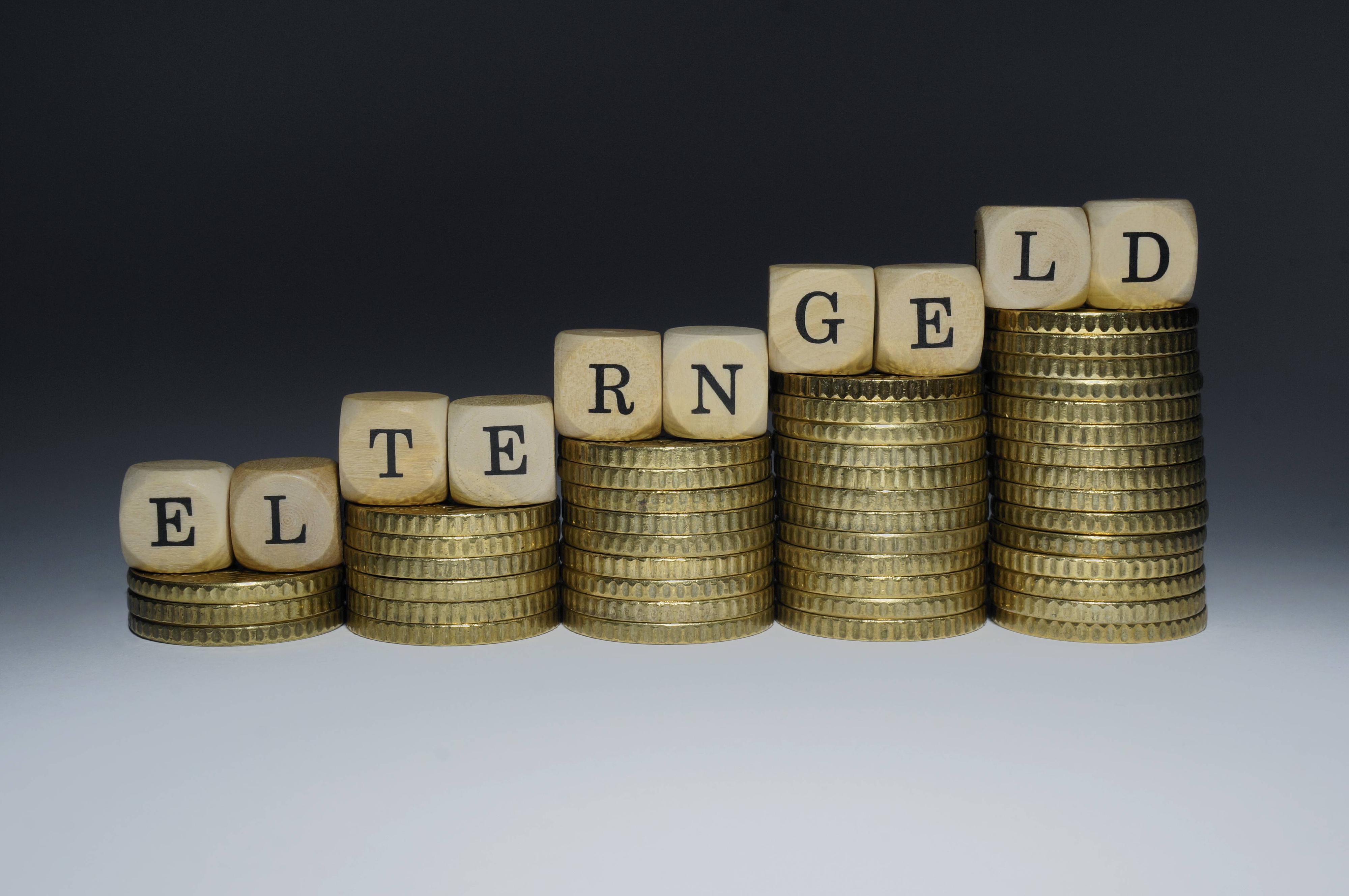 Gerichtsurteil in Kassel Elterngeld zählt als Einkommen