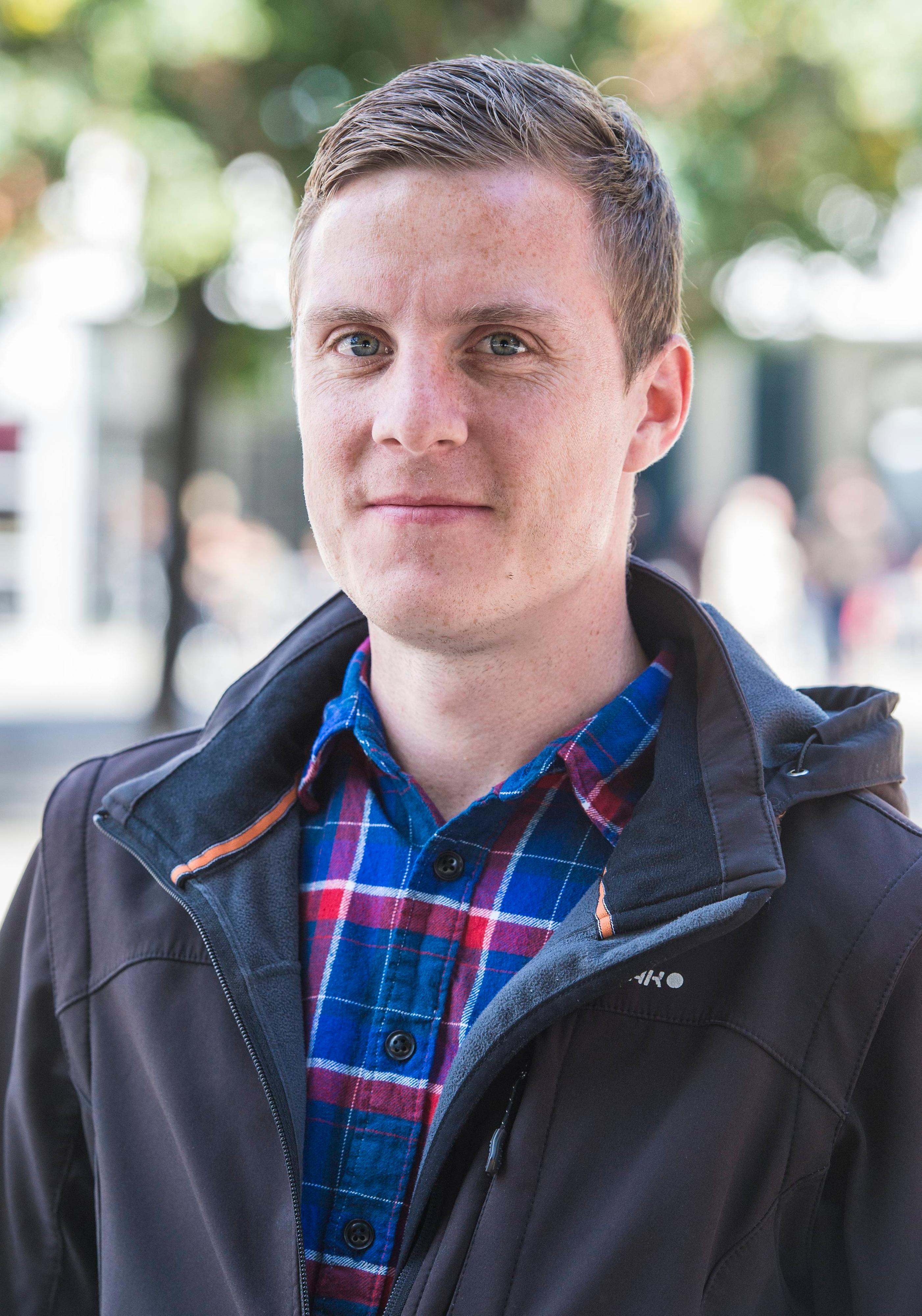 Vorbildlich verhält sich Damian Meinicke (28). Zweimal wöchentlich Handball-Training, ein Spiel. „Das sind jeweils zwei Stunden“, sagt der kaufmännische Angestellte.