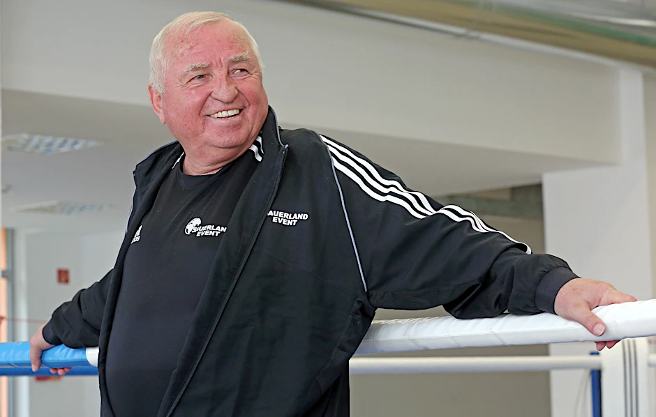 Trainerlegende Ulli Wegner freut sich auf den Kampf von Nina.